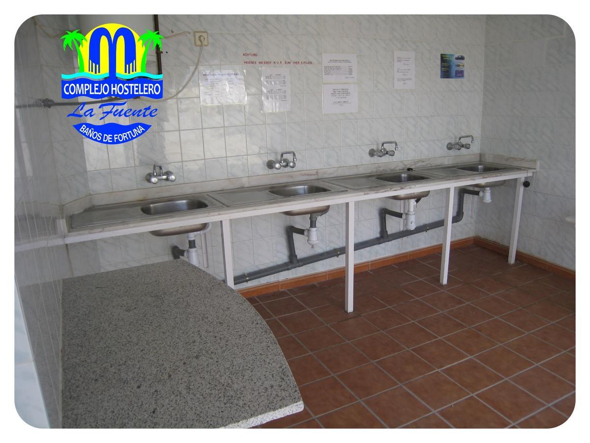 Complejo Hostelero La Fuente Fortuna Εξωτερικό φωτογραφία